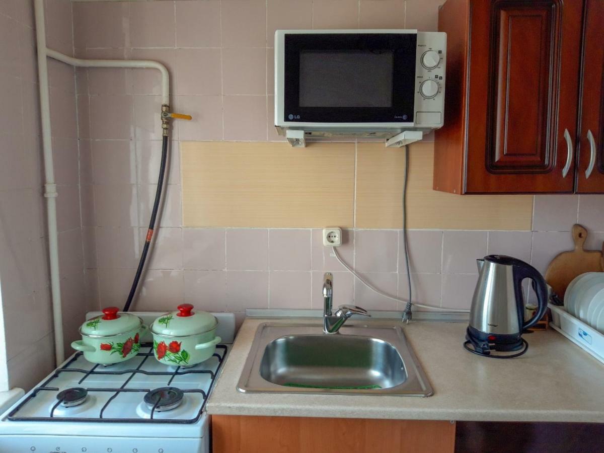 Apartment On Livoberezna Metro Station 基輔 外观 照片