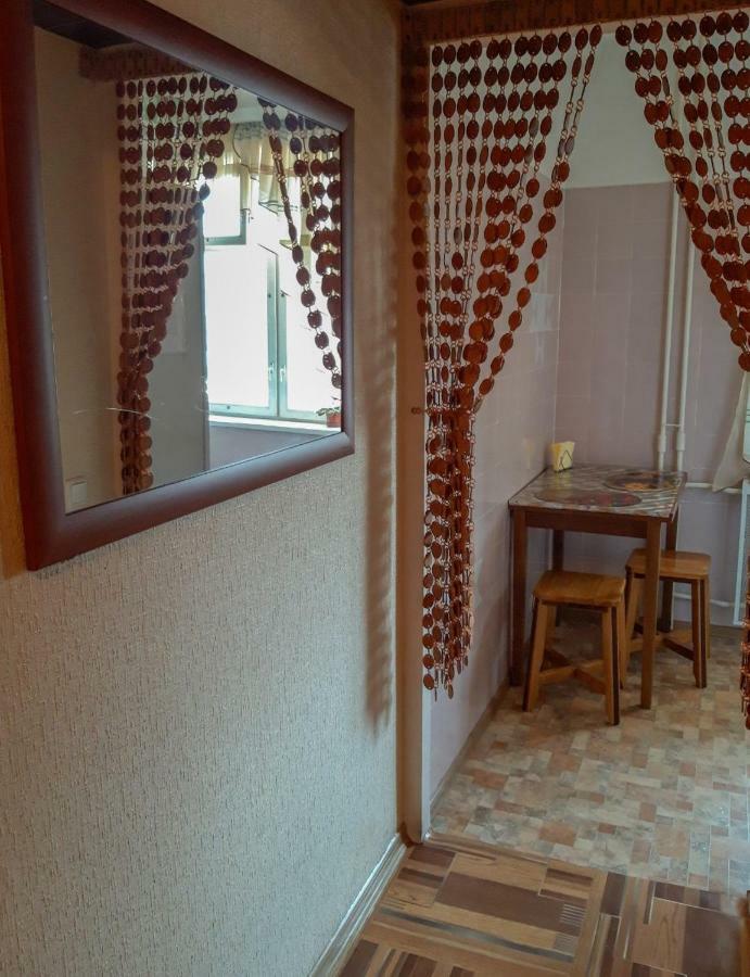 Apartment On Livoberezna Metro Station 基輔 外观 照片